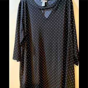 Polka dot black 3/4 sleeve knit top